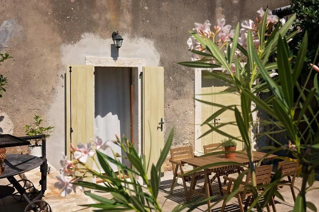 Old Town Studio And Apartment Vrsar